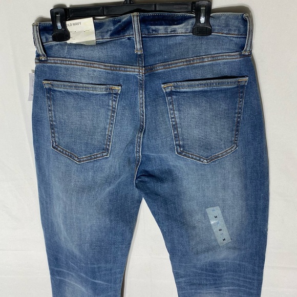 Old Navy Med Wash Slim Straight Jeans 31x30 NWT - Picture 12 of 15